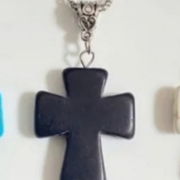 Cross Necklace Black stone cross on Silver Chain 2 1/2" extender, lobste… - Picture 12 of 12